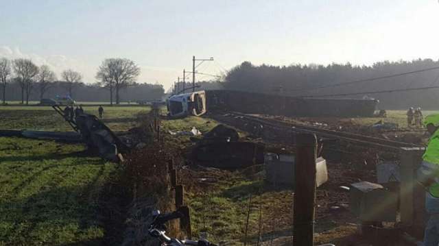 Pays-Bas: un accident de train dans l`est du pays, fait 1 mort et plusieurs blessés 